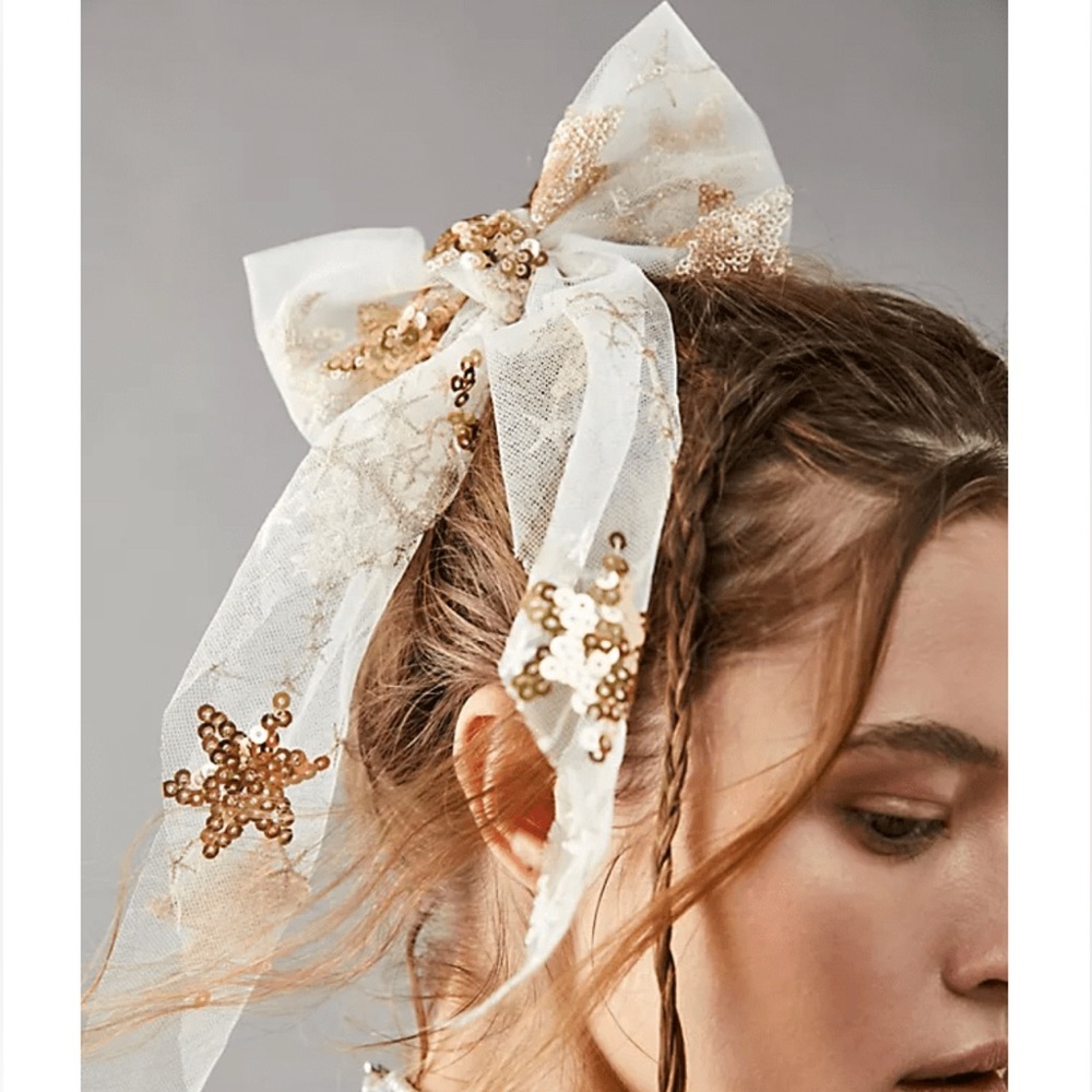 Free People Darlin Crescent Bow